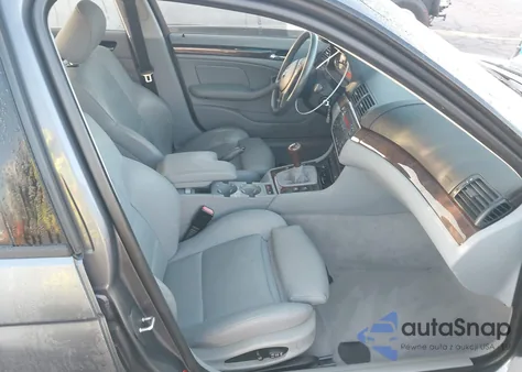 2002 BMW 325Xi из США, поврежденный, VIN WBAEU33432PF57246